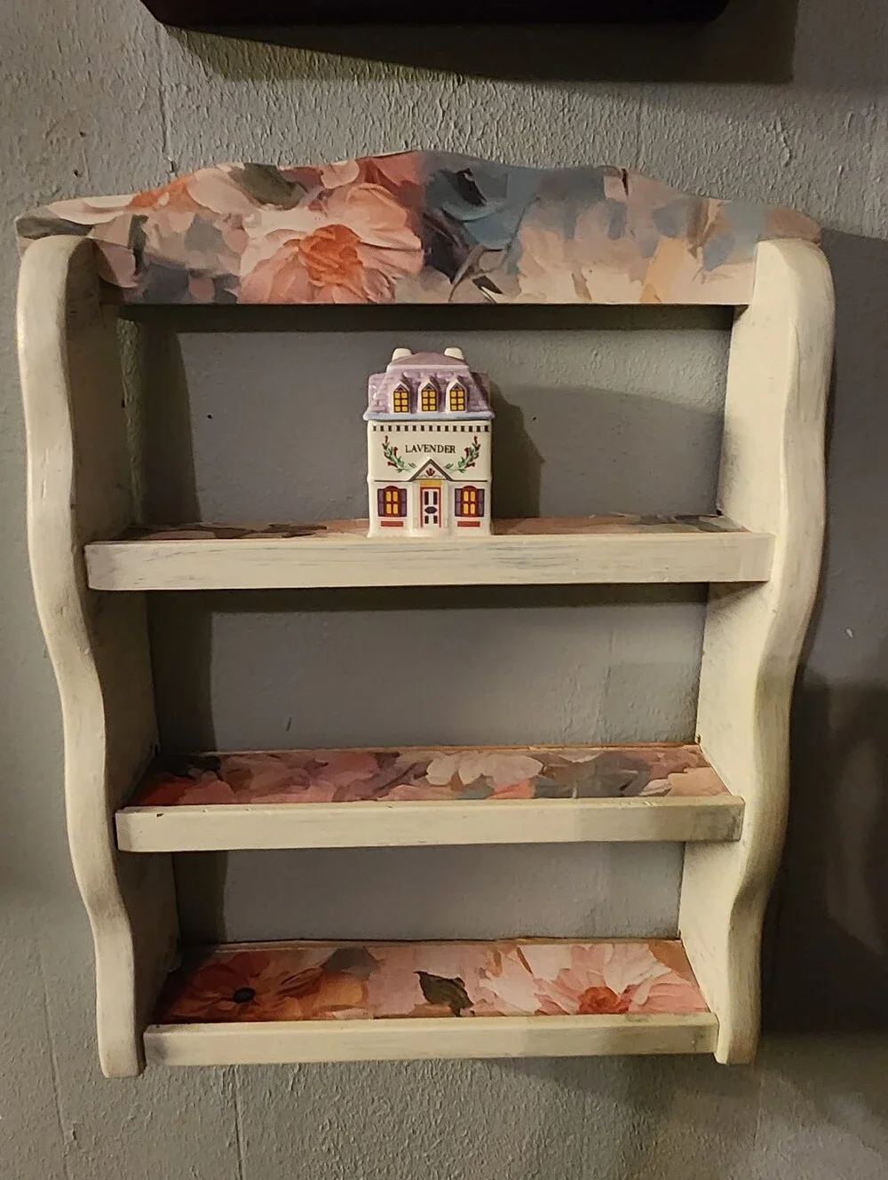 N/A decorative wall